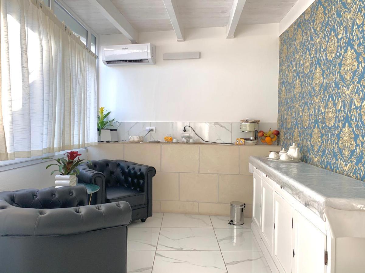 Dimora San Biagio Suites&Apartment เลชเช ภายนอก รูปภาพ