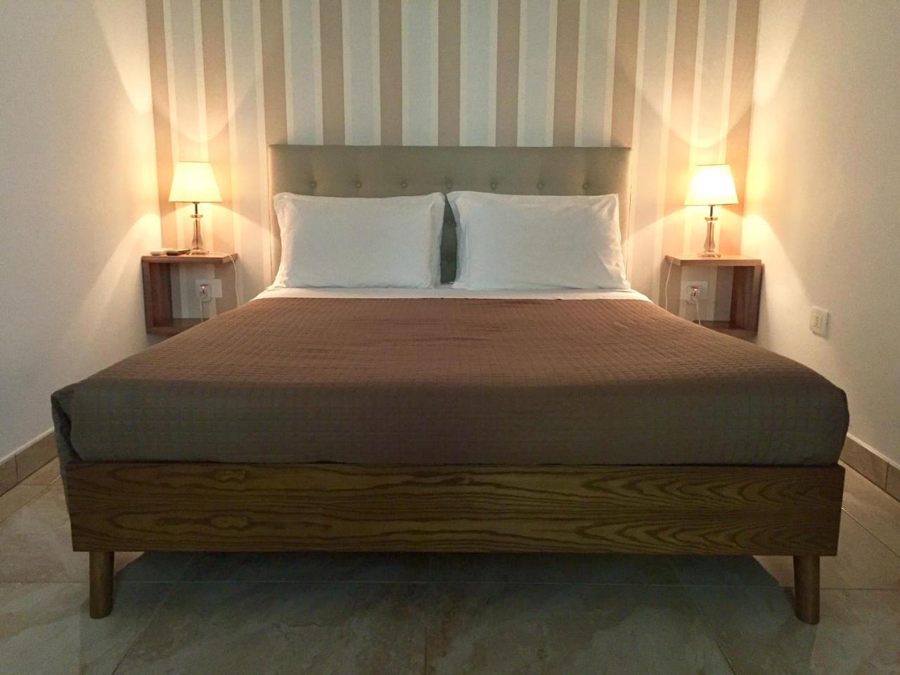 Dimora San Biagio Suites&Apartment เลชเช ภายนอก รูปภาพ